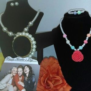 The Mommy & Me Pearl Collection!